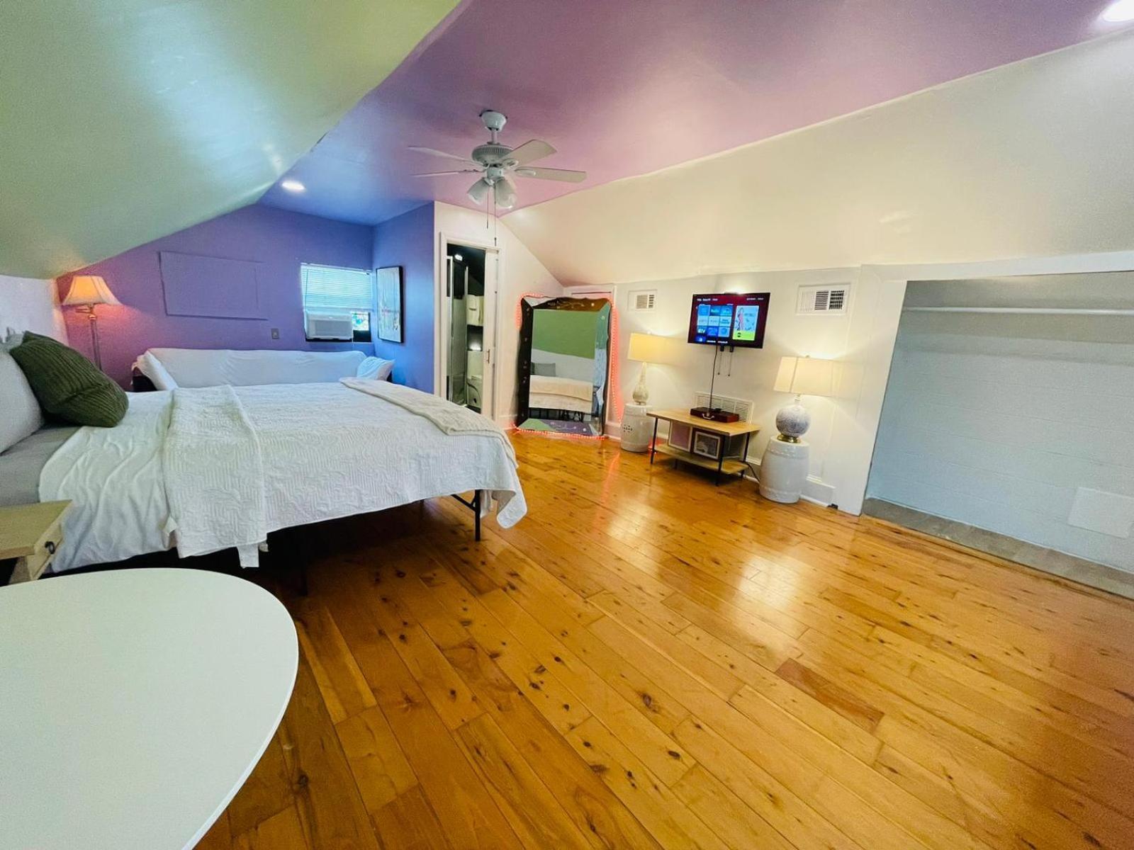 Weebiii Apartment New Orleans Room photo